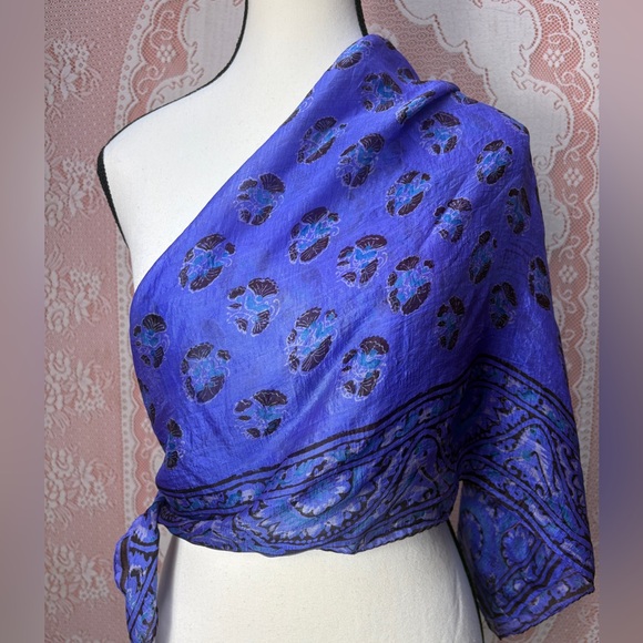 Accessories - Vintage 100% Silk Purple Scarf 34” Square